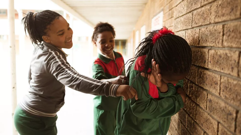 Violencia escolar: Qué es y cuáles son sus tipos image 2 - Violencia escolar: Qué es y cuáles son sus tipos